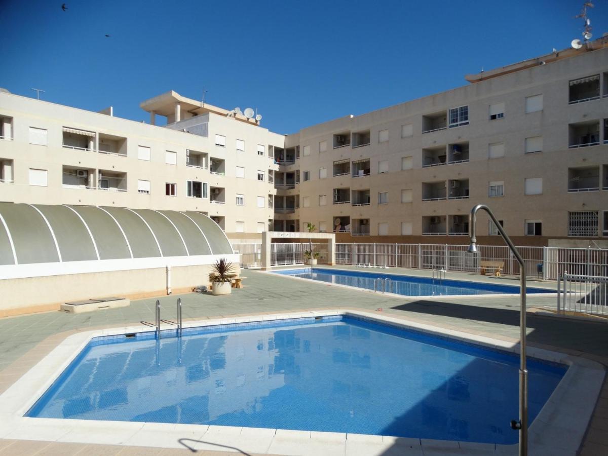 Apartamento Laguna Rosa Torrevieja Esterno foto
