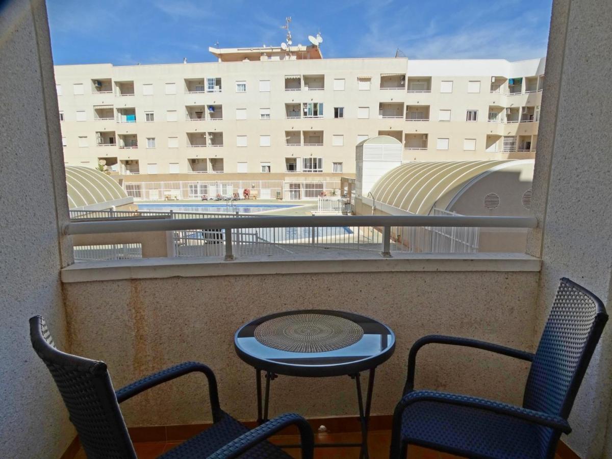 Apartamento Laguna Rosa Torrevieja Esterno foto
